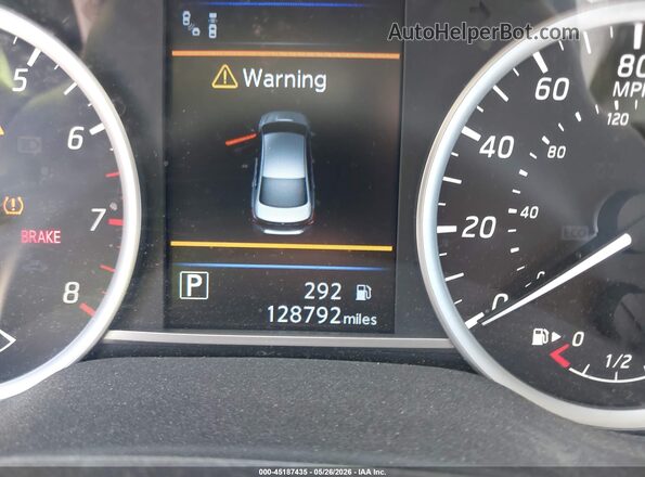 3N1AB7AP7KY332791 2019 NISSAN SENTRA Red Widok tylnych siedzeń