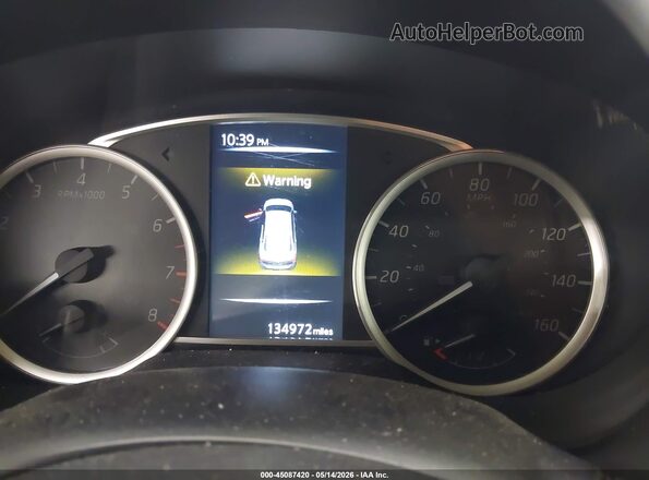 3N1AB7AP8HL699561 2017 NISSAN SENTRA Красный Вид задних сидений