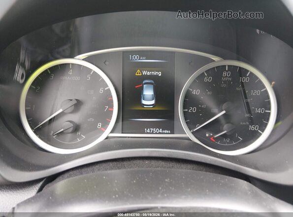 3N1AB7AP8HY336860 2017 NISSAN SENTRA Red Widok tylnych siedzeń
