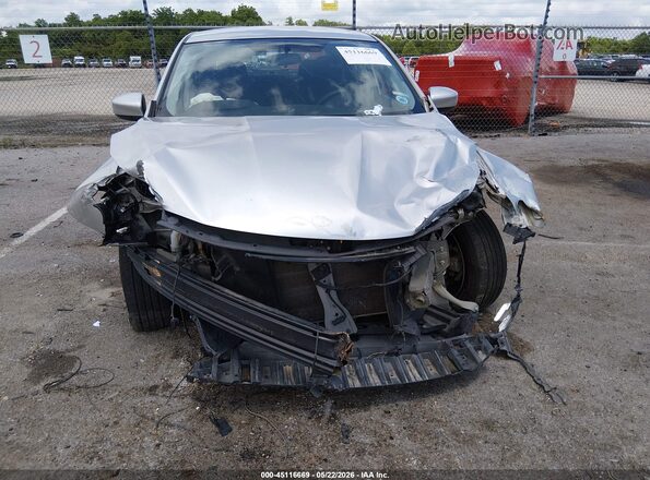 3N1AB7AP8KY211798 2019 NISSAN SENTRA Серебряный Вид спереди