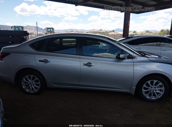 3N1AB7AP8KY349132 2019 NISSAN SENTRA Silver Widok wnętrza z tyłu