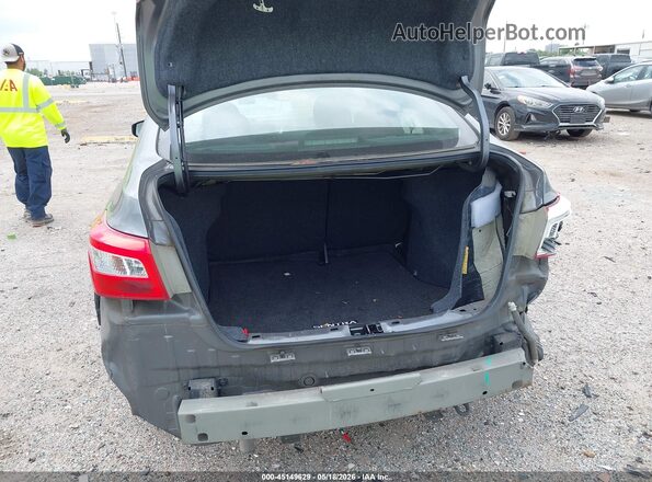 3N1AB7AP9JY306790 2018 NISSAN SENTRA Gray Вид спереду