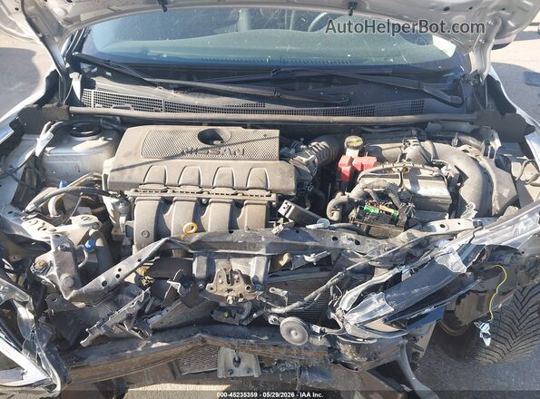 3N1AB7AP9JY345556 2018 NISSAN SENTRA Серебряный Вид сзади