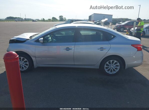 3N1AB7AP9JY345556 2018 NISSAN SENTRA Серебряный Панорамный вид салона 360°