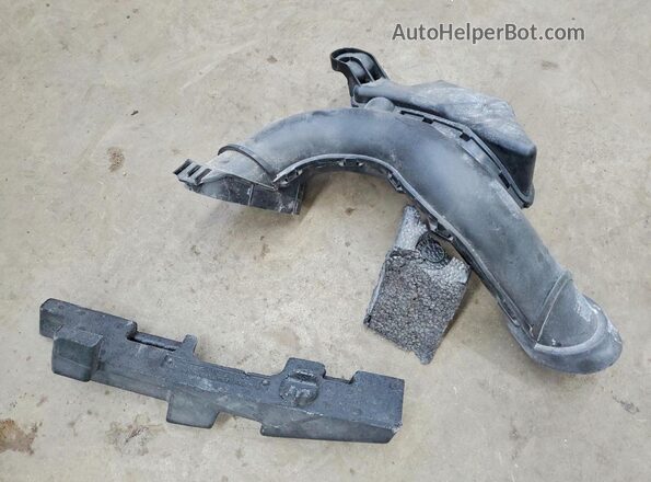 3N1AB7AP9KY414330 2019 NISSAN SENTRA Silver Engine compartment view