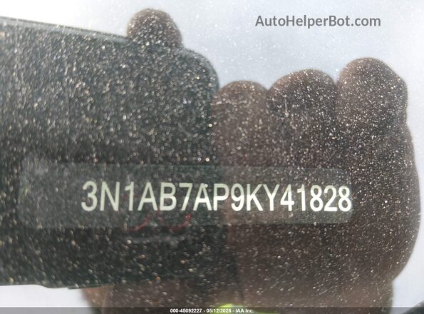 3N1AB7AP9KY418281 2019 NISSAN SENTRA White ძრავის განყოფილების ხედი