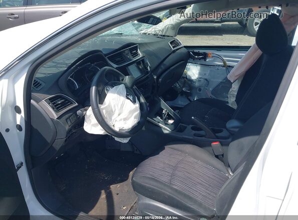 3N1AB7APXKY426938 2019 NISSAN SENTRA White Вид салону спереду
