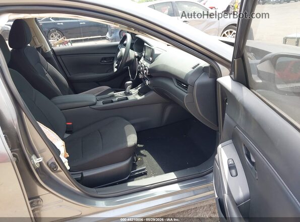3N1AB8BV1SY403339 2025 NISSAN SENTRA Gray Սալոնի դիմացի տեսք