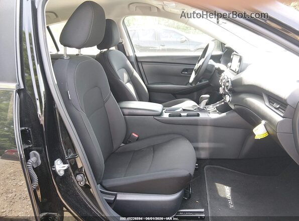 3N1AB8BV6SY249050 2025 NISSAN SENTRA Черный Вид салона спереди