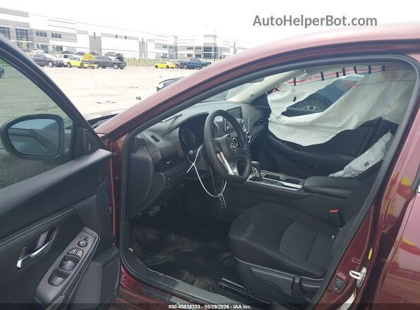 3N1AB8CV0RY284627 2024 NISSAN SENTRA Темно-бордовый Вид салона спереди