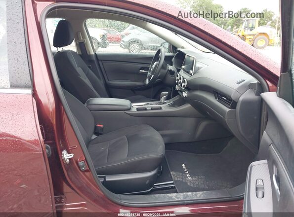 3N1AB8CV0SY372454 2025 NISSAN SENTRA Red Widok wnętrza z przodu