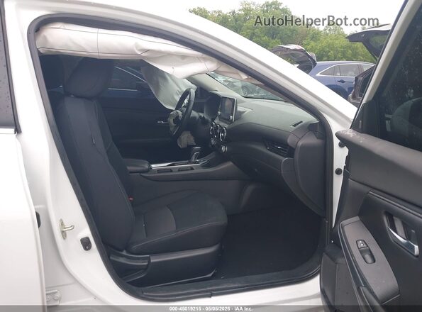 3N1AB8CV2NY287653 2022 NISSAN SENTRA Белый Вид салона спереди