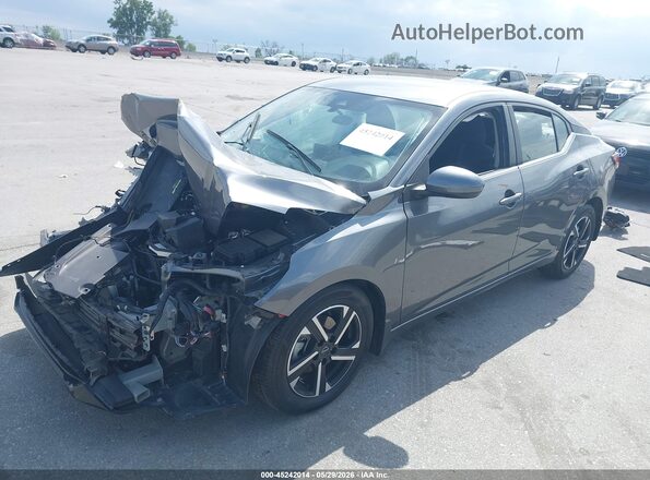 3N1AB8CV2RY243609 2024 NISSAN SENTRA Gray Vista tres cuartos delantera izquierda