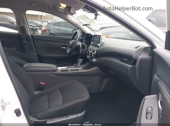 3N1AB8CV2RY243724 2024 NISSAN SENTRA White Widok wnętrza z przodu