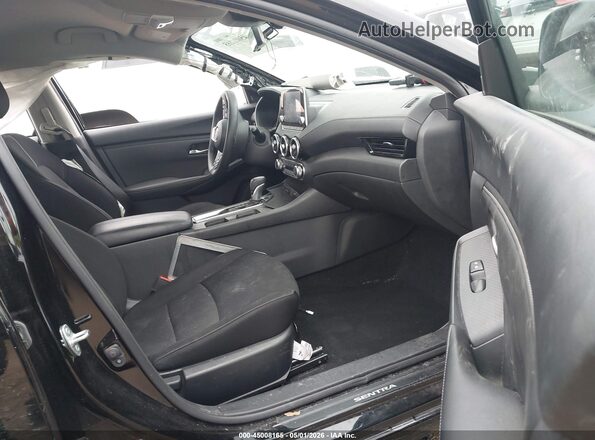 3N1AB8CV2RY323427 2024 NISSAN SENTRA Черный Вид салона спереди