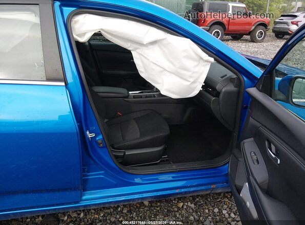 3N1AB8CV3RY346537 2024 NISSAN SENTRA Blue Սալոնի դիմացի տեսք