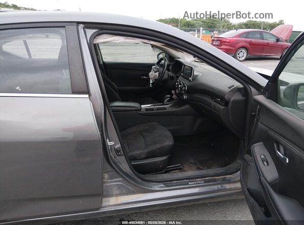 3N1AB8CV5NY268191 2022 NISSAN SENTRA Gray Вид салону спереду
