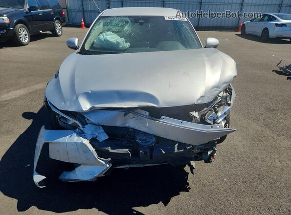 3N1AB8CV5PY314797 2023 NISSAN SENTRA Silver Widok z przodu