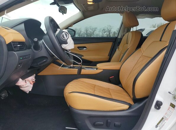 3N1AB8CV5RY352629 2024 NISSAN SENTRA Белый 