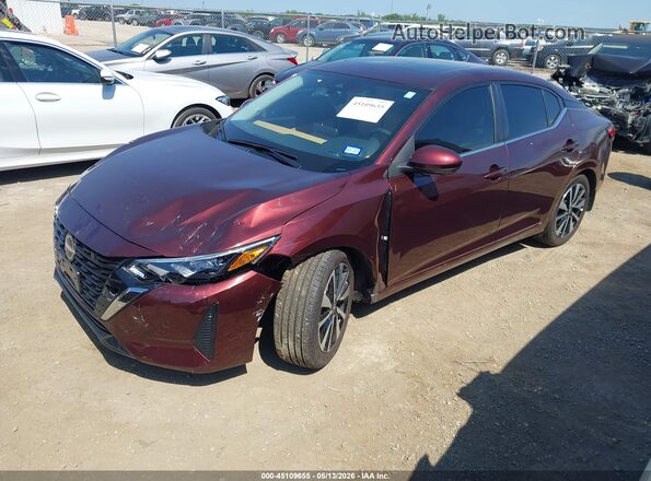 3N1AB8CV5SY221772 2025 NISSAN SENTRA Burgundy Vista tres cuartos delantera izquierda