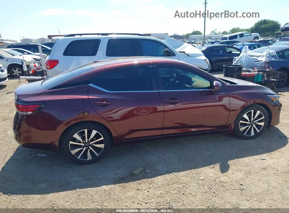 3N1AB8CV5SY221772 2025 NISSAN SENTRA Burgundy Vista interior trasera