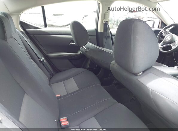 3N1AB8CV6PY324111 2023 NISSAN SENTRA Silver Vista de la etiqueta del VIN