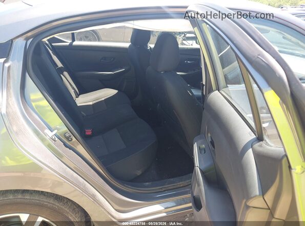 3N1AB8CV7RY218947 2024 NISSAN SENTRA Gray Widok naklejki z numerem VIN