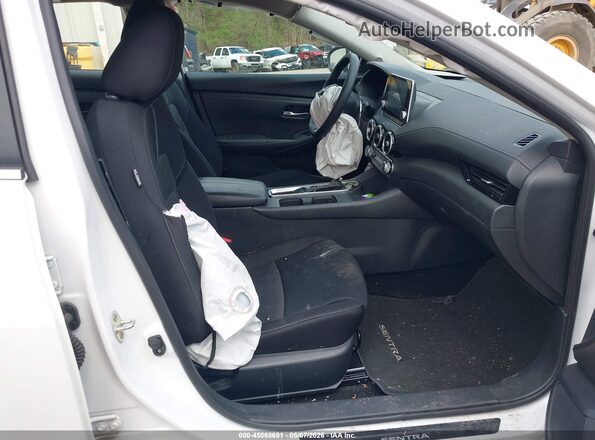 3N1AB8CV7RY376186 2024 NISSAN SENTRA White Widok wnętrza z przodu