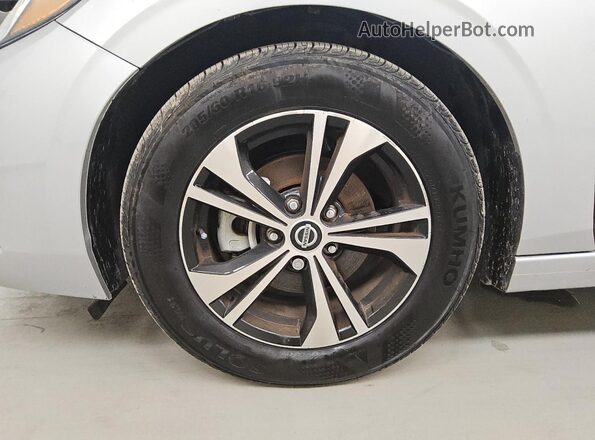 3N1AB8CVXPY299388 2023 NISSAN SENTRA Silver 