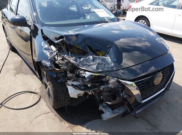3N1AB8CVXPY313726 2023 NISSAN SENTRA Black Widok z przodu