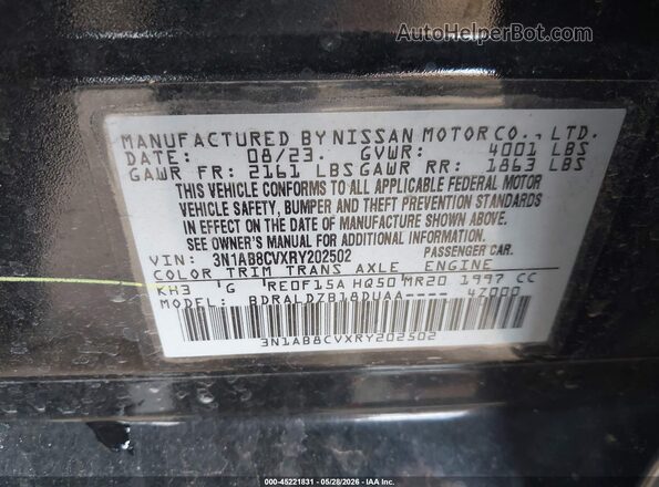 3N1AB8CVXRY202502 2024 NISSAN SENTRA Black Vista del compartimento del motor