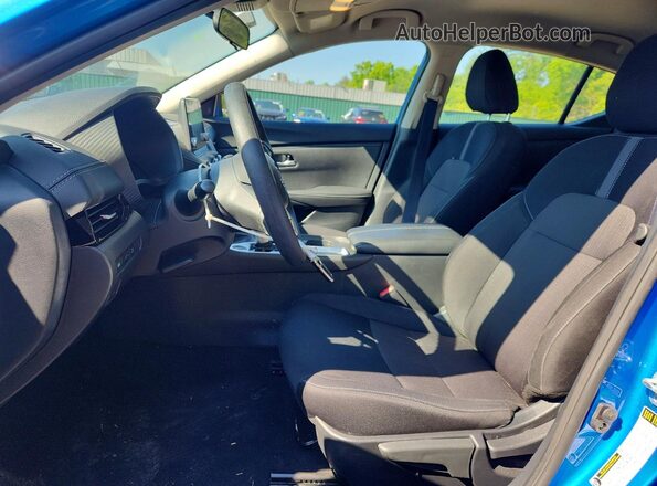 3N1AB8CVXSY291798 2025 NISSAN SENTRA Blue Front interior view