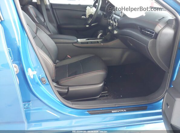 3N1AB8DV8RY332342 2024 NISSAN SENTRA Blue Widok wnętrza z przodu