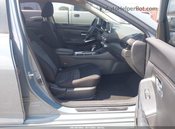 3N1AB8DV9SY215455 2025 NISSAN SENTRA Синий Вид салона спереди