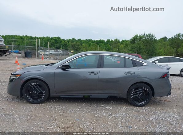 3N1AB9DV2TY254055 2026 NISSAN SENTRA Gray Widok wnętrza 360 stopni