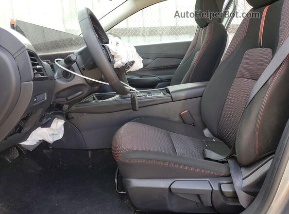 3N1AB9DV3TY219556 2026 NISSAN SENTRA Gray Vista interior delantera