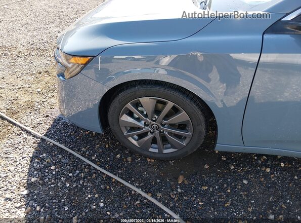 3N1AB9EW2TY227087 2026 NISSAN SENTRA Gray Widok z przodu