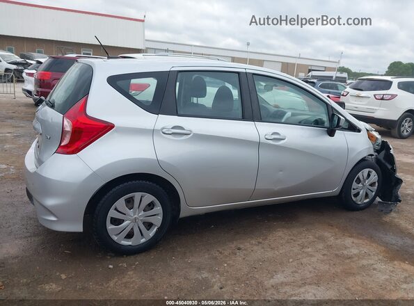 3N1CE2CP0HL360986 2017 NISSAN VERSA NOTE Silver Widok wnętrza z tyłu