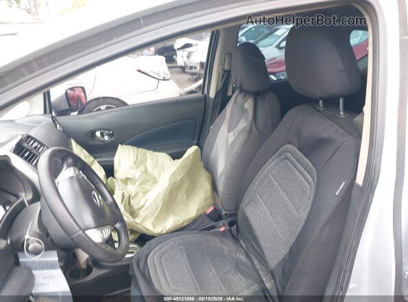 3N1CE2CP6HL353752 2017 NISSAN VERSA NOTE Silver Widok wnętrza 360 stopni