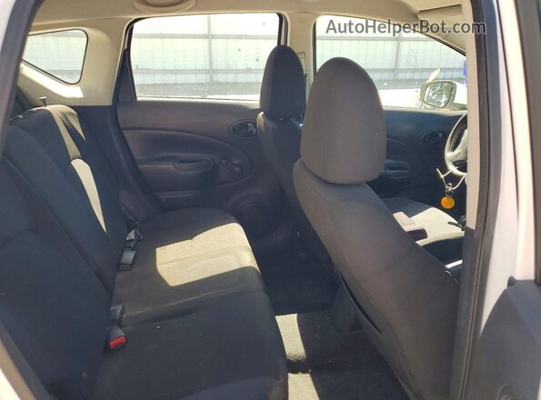3N1CE2CPXGL365577 2016 NISSAN VERSA White Rear seats view