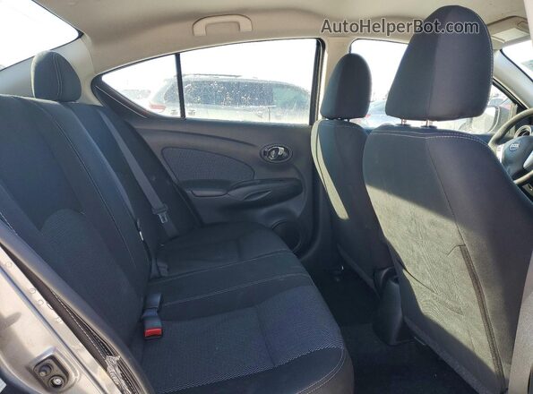 3N1CN7AP0GL880345 2016 NISSAN VERSA Gray Հետևի նստատեղերի տեսք