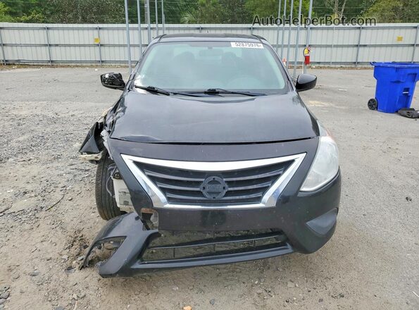 3N1CN7AP0HL841532 2017 NISSAN VERSA Черный Вид спереди