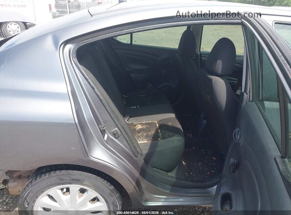3N1CN7AP1JL824213 2018 NISSAN VERSA Серый Вид наклейки с VIN-кодом