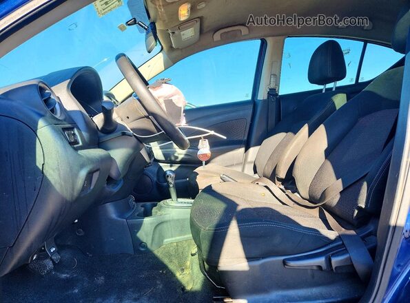 3N1CN7AP1JL828827 2018 NISSAN VERSA Blue 