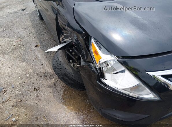 3N1CN7AP2HL904792 2017 NISSAN VERSA Black Front view