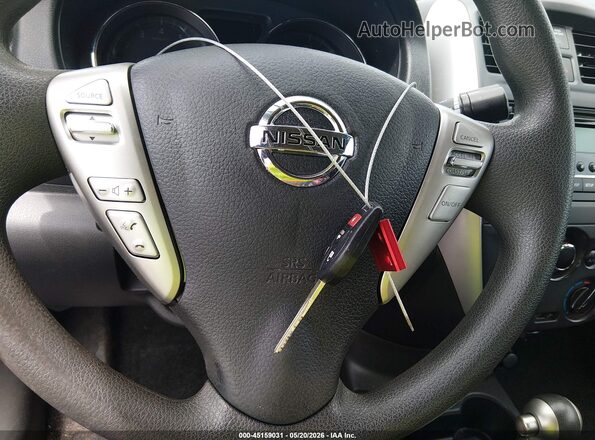 3N1CN7AP2HL904792 2017 NISSAN VERSA Black Dashboard view