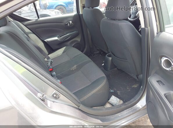 3N1CN7AP2JL843644 2018 NISSAN VERSA Gray 