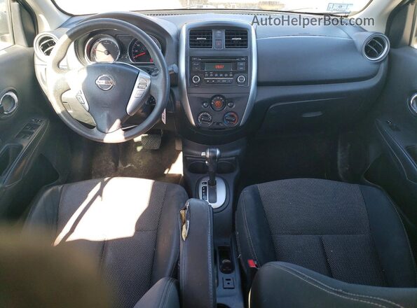 3N1CN7AP3GL822018 2016 NISSAN VERSA Gray Vista del salpicadero