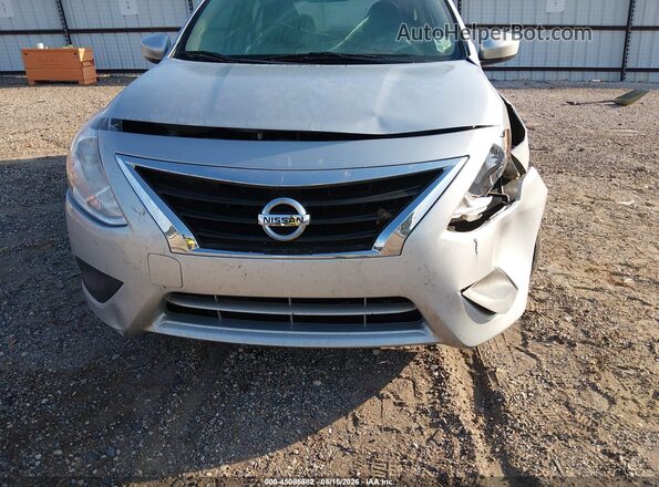 3N1CN7AP3KL818690 2019 NISSAN VERSA Silver Vista del cuadro de instrumentos