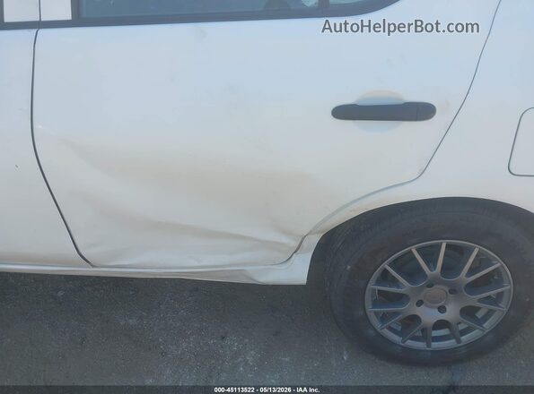 3N1CN7AP4JL858596 2018 NISSAN VERSA White Front view